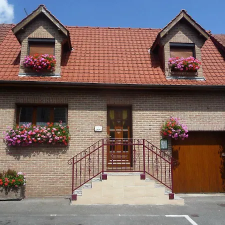 La Maison Fleurie 3* Neuville-sous-Montreuil