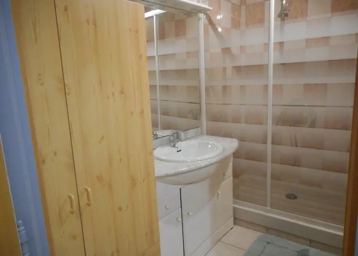 La Maison Fleurie 3*